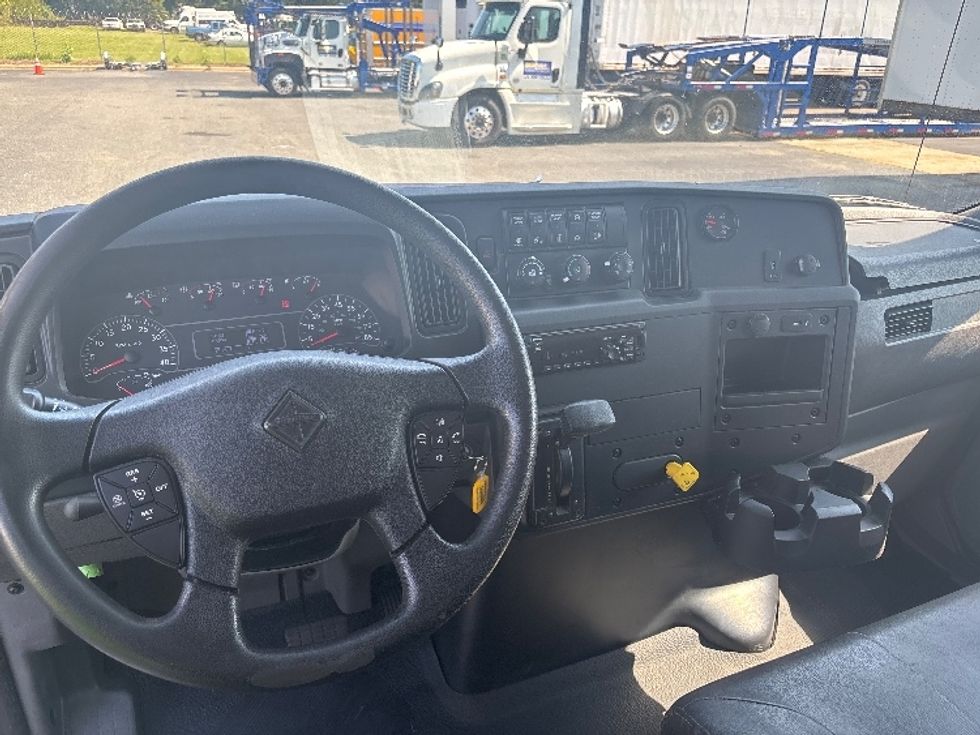 Medium Duty Box Truck-Light and Medium Duty Trucks-International-2020-MV607-Concord-NC-24,550\n\t\tmiles-$ 70,000 - Image 17