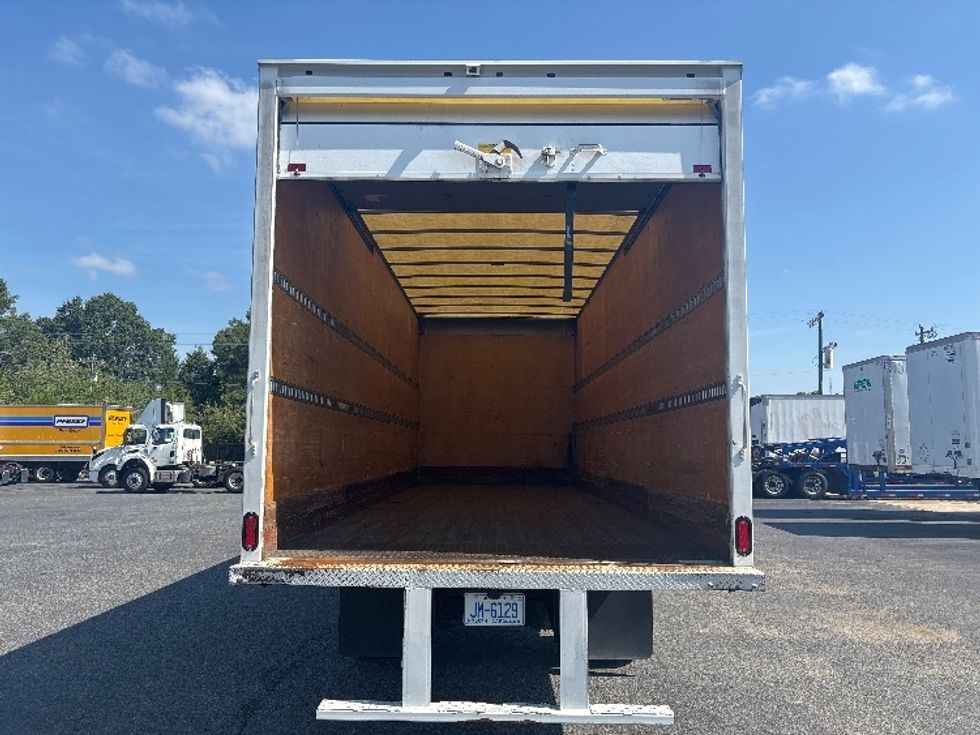 Medium Duty Box Truck-Light and Medium Duty Trucks-International-2020-MV607-Concord-NC-24,550\n\t\tmiles-$ 70,000 - Image 8