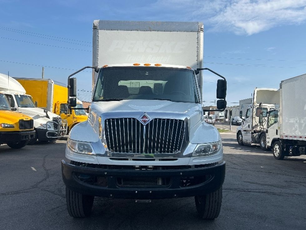 Medium Duty Box Truck-Light and Medium Duty Trucks-International-2020-MV607-Concord-ON-249,639\n\t\tkm-$ 48,250 - Image 2