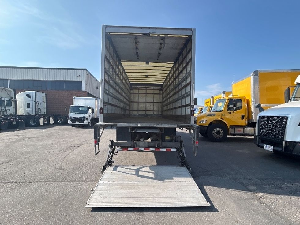 Medium Duty Box Truck-Light and Medium Duty Trucks-International-2020-MV607-Concord-ON-249,639\n\t\tkm-$ 48,250 - Image 8