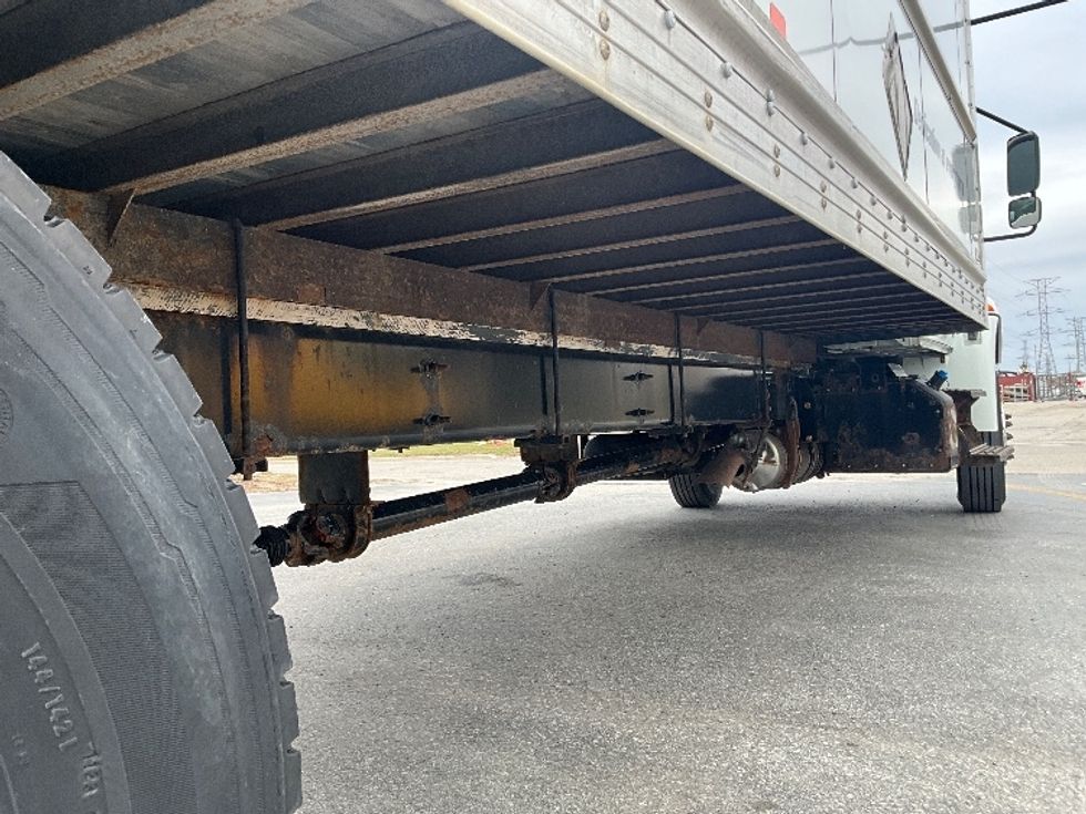 Medium Duty Box Truck-Light and Medium Duty Trucks-International-2020-MV607-Concord-ON-274,044\n\t\tkm-$ 52,750 - Image 14