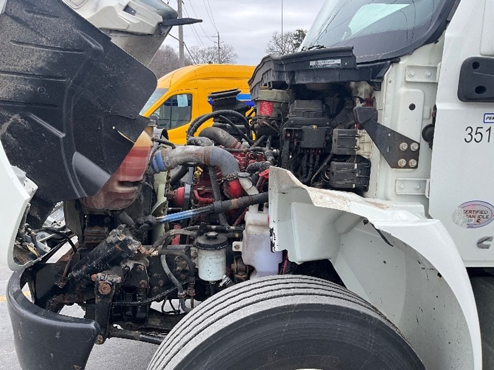 Medium Duty Box Truck-Light and Medium Duty Trucks-International-2020-MV607-Concord-ON-274,044\n\t\tkm-$ 52,750 - Image 24