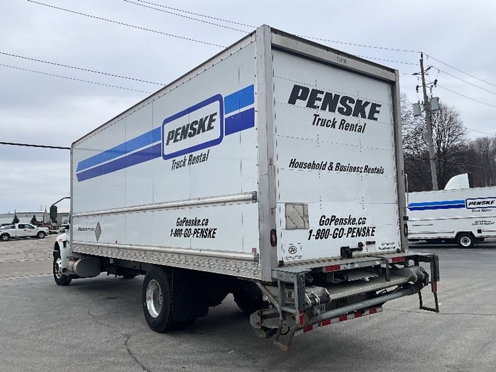 Medium Duty Box Truck-Light and Medium Duty Trucks-International-2020-MV607-Concord-ON-274,044\n\t\tkm-$ 52,750 - Image 6