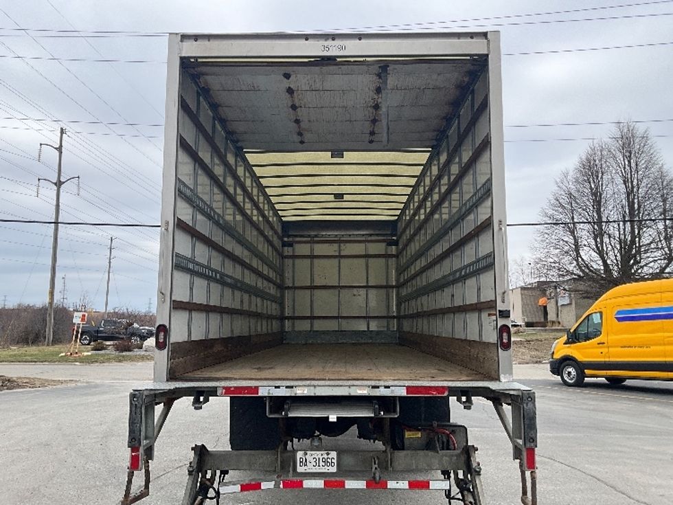 Medium Duty Box Truck-Light and Medium Duty Trucks-International-2020-MV607-Concord-ON-274,044\n\t\tkm-$ 52,750 - Image 8