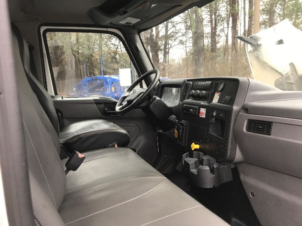 Medium Duty Box Truck-Light and Medium Duty Trucks-International-2020-MV607-Conover-NC-226,804\n\t\tmiles-$ 40,000 - Image 22