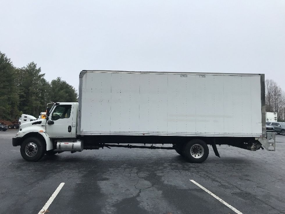 Medium Duty Box Truck-Light and Medium Duty Trucks-International-2020-MV607-Conover-NC-226,804\n\t\tmiles-$ 40,000 - Image 4