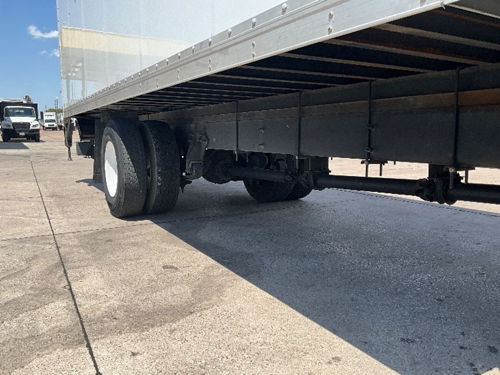 Medium Duty Box Truck-Light and Medium Duty Trucks-International-2020-MV607-Dallas-TX-129,090\n\t\tmiles-$ 68,500 - Image 14