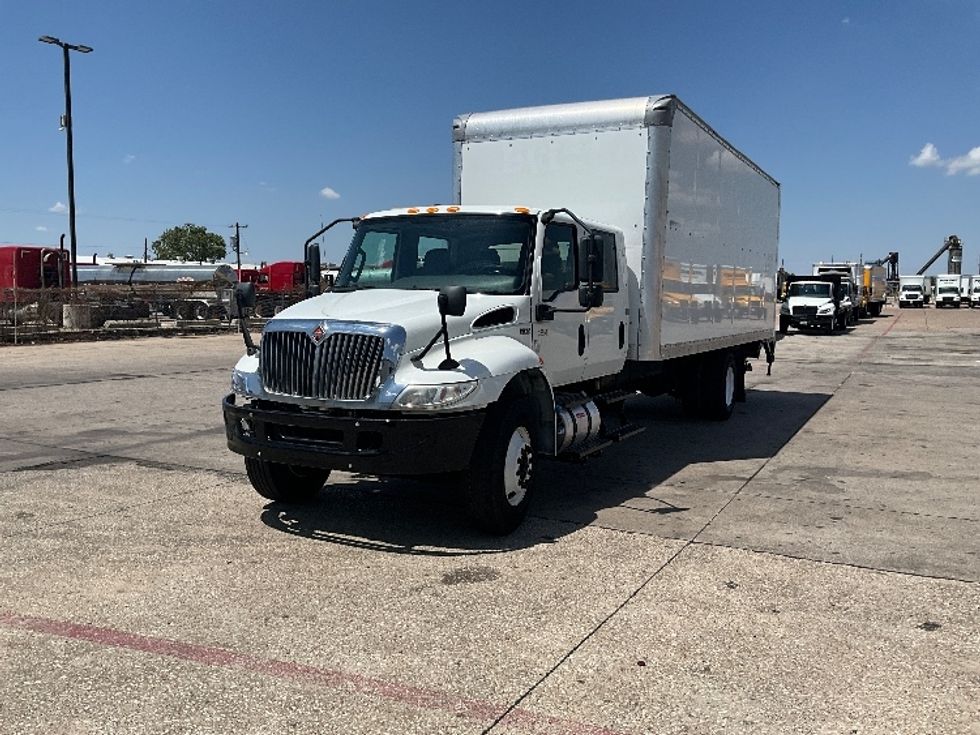 Medium Duty Box Truck-Light and Medium Duty Trucks-International-2020-MV607-Dallas-TX-129,090\n\t\tmiles-$ 68,500 - Image 3