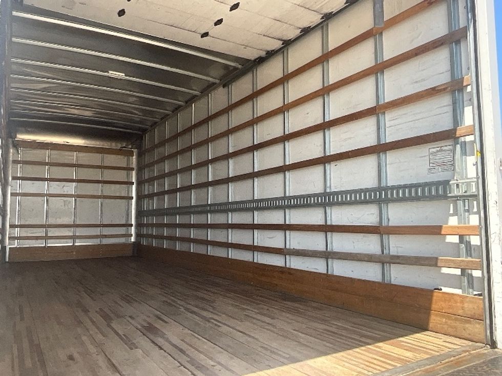 Medium Duty Box Truck-Light and Medium Duty Trucks-International-2020-MV607-Dallas-TX-145,038\n\t\tmiles-$ 65,500 - Image 12