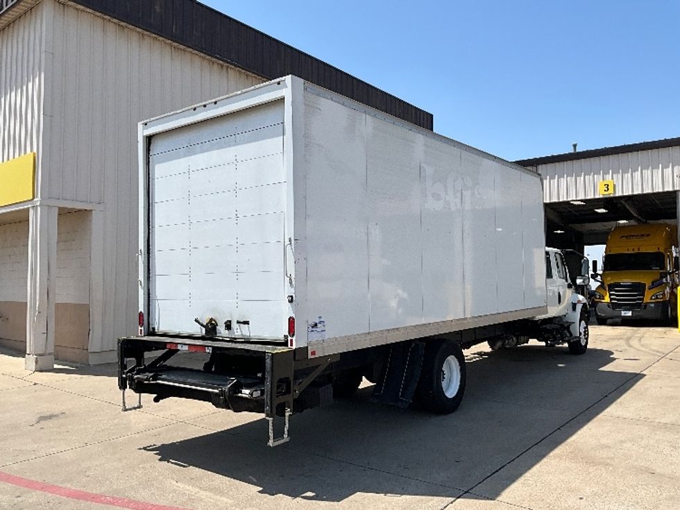 Medium Duty Box Truck-Light and Medium Duty Trucks-International-2020-MV607-Dallas-TX-145,038\n\t\tmiles-$ 65,500 - Image 13