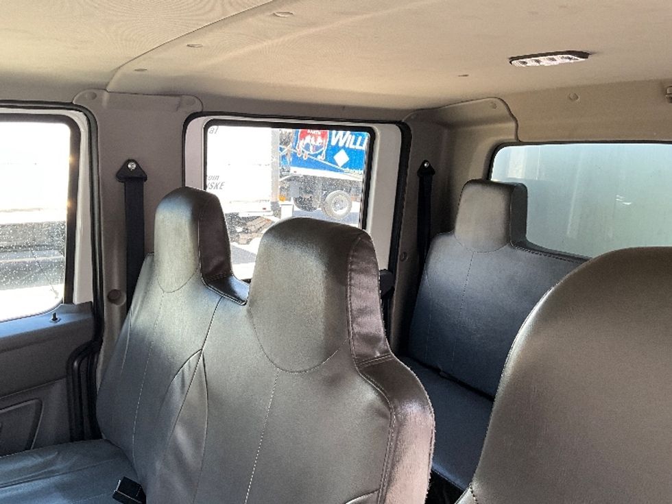 Medium Duty Box Truck-Light and Medium Duty Trucks-International-2020-MV607-Dallas-TX-145,038\n\t\tmiles-$ 65,500 - Image 27