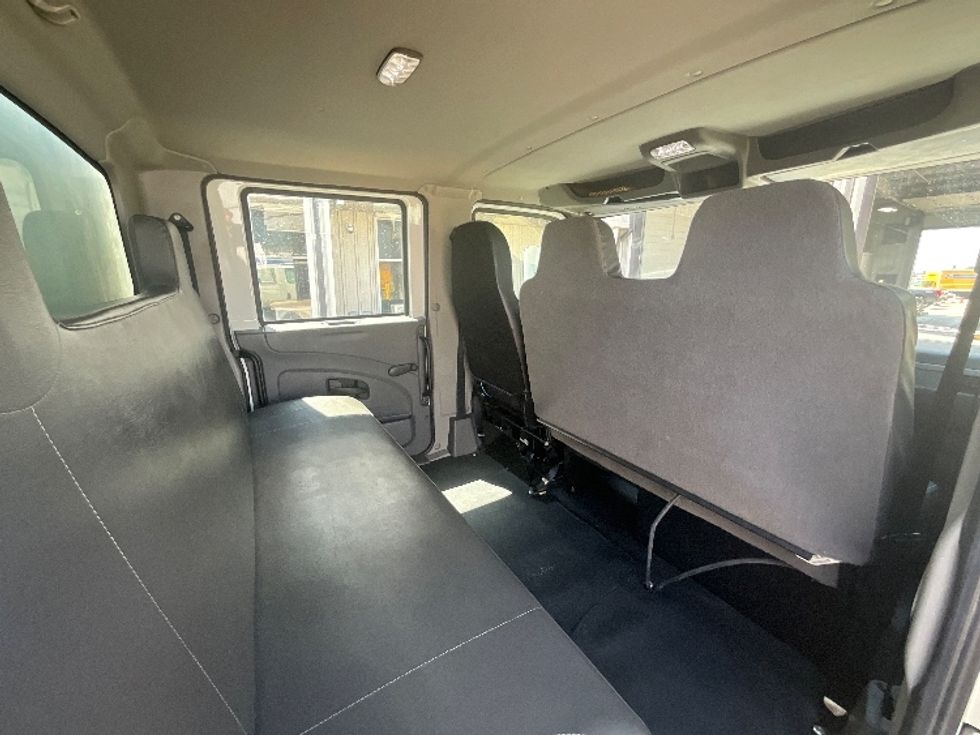 Medium Duty Box Truck-Light and Medium Duty Trucks-International-2020-MV607-Dallas-TX-145,038\n\t\tmiles-$ 65,500 - Image 29