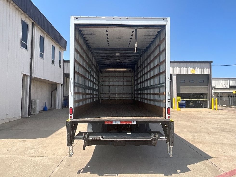 Medium Duty Box Truck-Light and Medium Duty Trucks-International-2020-MV607-Dallas-TX-145,038\n\t\tmiles-$ 65,500 - Image 8