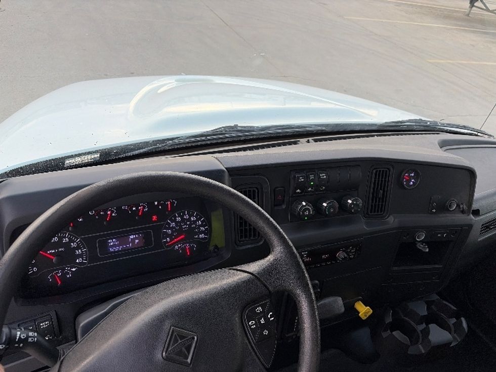 Medium Duty Box Truck-Light and Medium Duty Trucks-International-2020-MV607-Dallas-TX-149,190\n\t\tmiles-$ 50,500 - Image 18