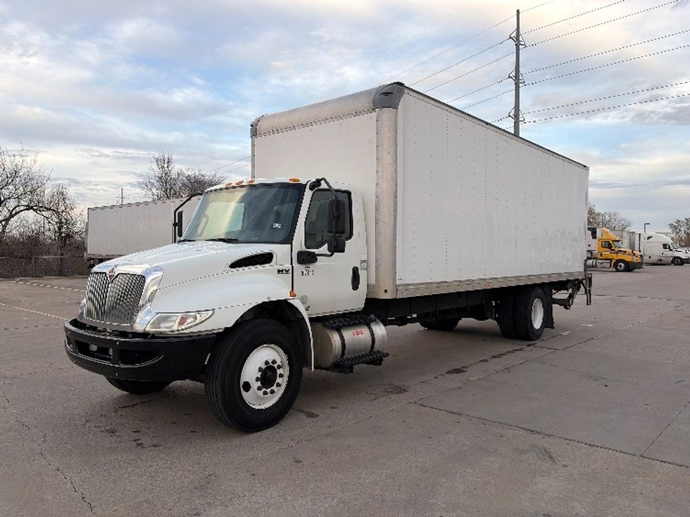 Medium Duty Box Truck-Light and Medium Duty Trucks-International-2020-MV607-Dallas-TX-149,190\n\t\tmiles-$ 50,500 - Image 3