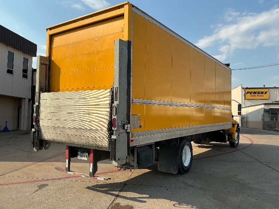 Medium Duty Box Truck-Light and Medium Duty Trucks-International-2020-MV607-Dallas-TX-152,719\n\t\tmiles-$ 53,000 - Image 13