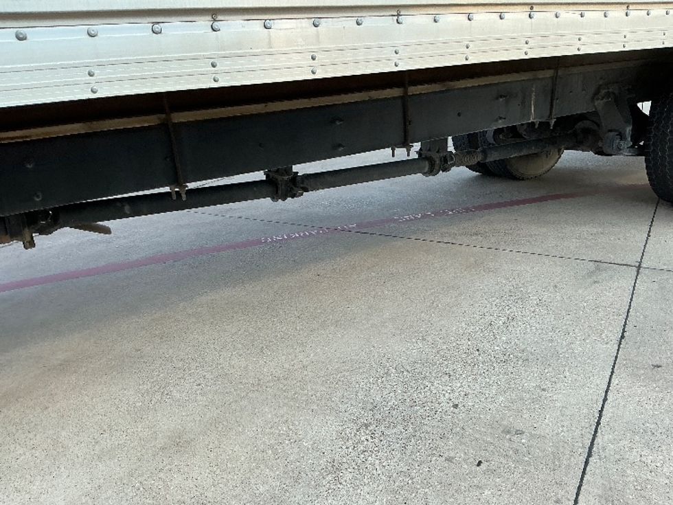 Medium Duty Box Truck-Light and Medium Duty Trucks-International-2020-MV607-Dallas-TX-152,719\n\t\tmiles-$ 53,000 - Image 5