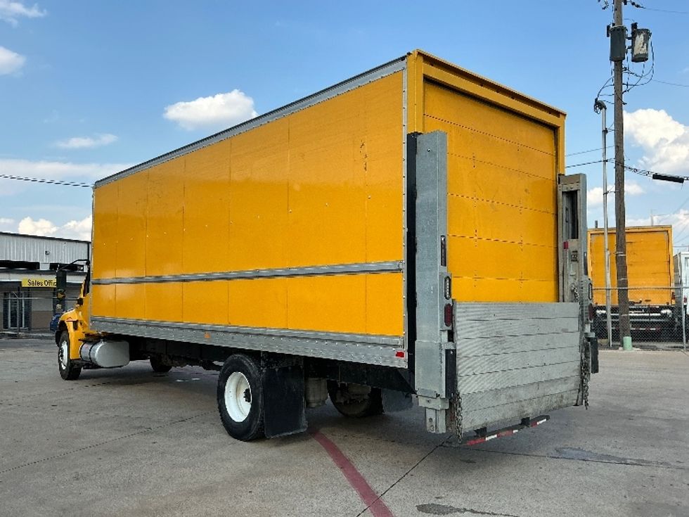 Medium Duty Box Truck-Light and Medium Duty Trucks-International-2020-MV607-Dallas-TX-152,719\n\t\tmiles-$ 53,000 - Image 6