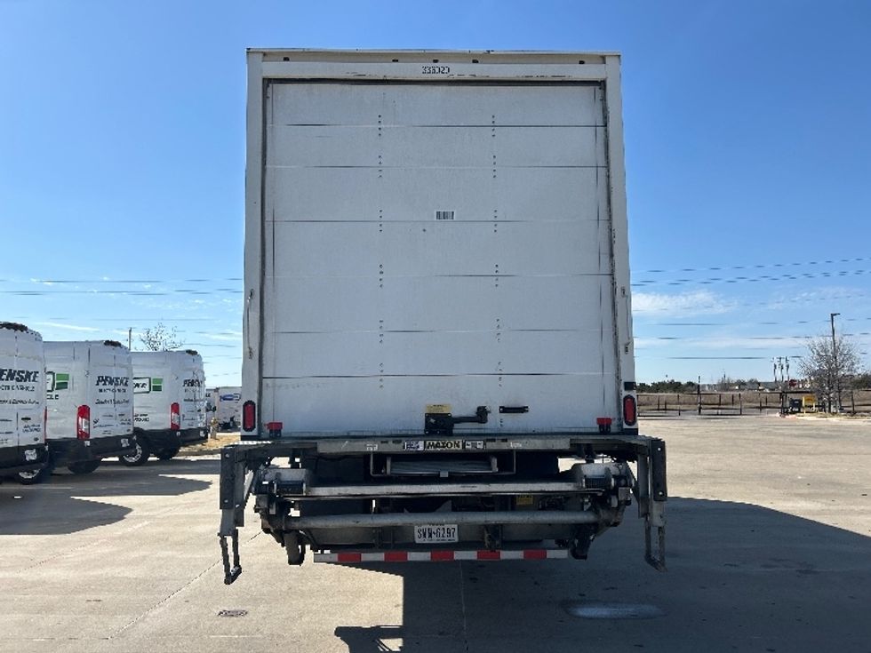 Medium Duty Box Truck-Light and Medium Duty Trucks-International-2020-MV607-Dallas-TX-186,254\n\t\tmiles-$ 43,750 - Image 7