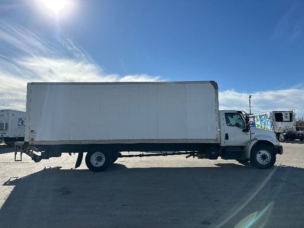 Medium Duty Box Truck-Light and Medium Duty Trucks-International-2020-MV607-Dallas-TX-202,595\n\t\tmiles-$ 42,250 - Image 15