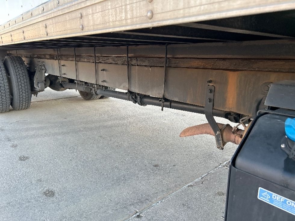 Medium Duty Box Truck-Light and Medium Duty Trucks-International-2020-MV607-Dallas-TX-242,107\n\t\tmiles-$ 35,000 - Image 14