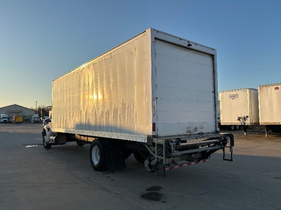 Medium Duty Box Truck-Light and Medium Duty Trucks-International-2020-MV607-Dallas-TX-242,107\n\t\tmiles-$ 35,000 - Image 6