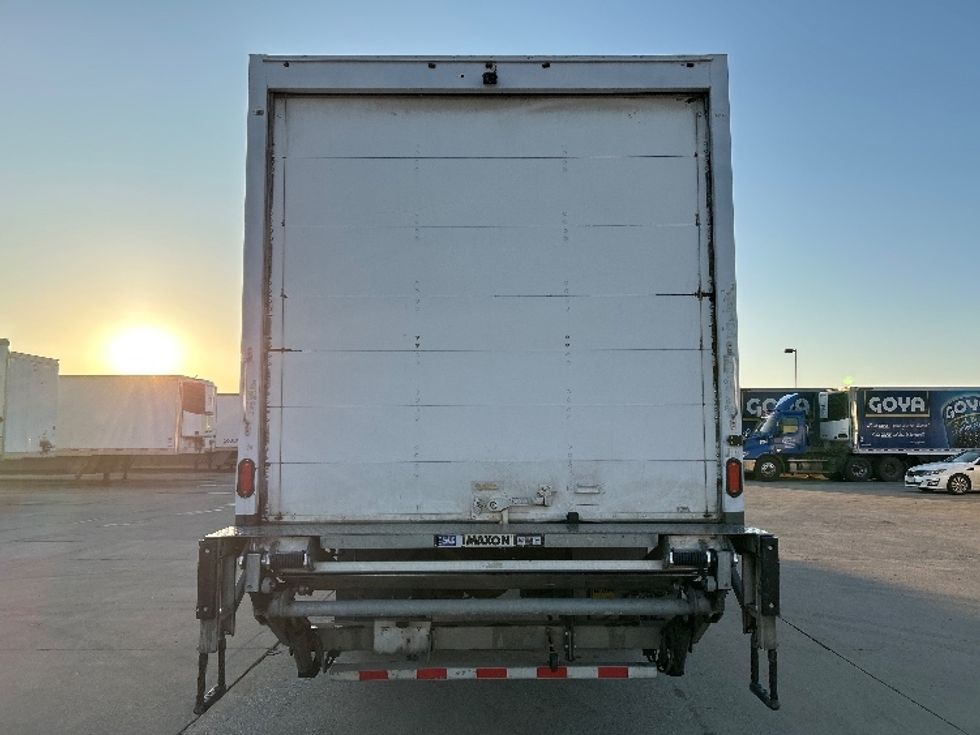 Medium Duty Box Truck-Light and Medium Duty Trucks-International-2020-MV607-Dallas-TX-242,107\n\t\tmiles-$ 35,000 - Image 7