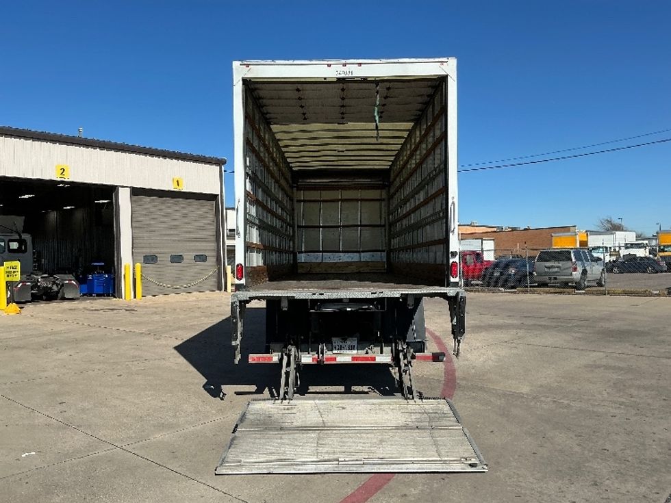 Medium Duty Box Truck-Light and Medium Duty Trucks-International-2020-MV607-Dallas-TX-258,853\n\t\tmiles-$ 36,500 - Image 9
