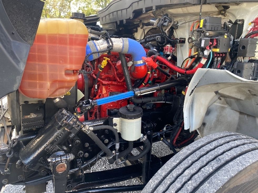 Medium Duty Box Truck-Light and Medium Duty Trucks-International-2020-MV607-Dalton-GA-112,322\n\t\tmiles-$ 70,500 - Image 24