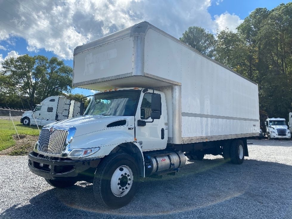 Medium Duty Box Truck-Light and Medium Duty Trucks-International-2020-MV607-Dalton-GA-112,322\n\t\tmiles-$ 70,500 - Image 3
