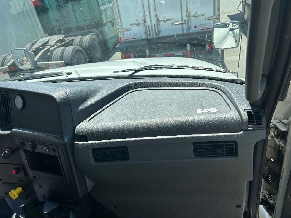 Medium Duty Box Truck-Light and Medium Duty Trucks-International-2020-MV607-Dartmouth-NS-210,789\n\t\tkm-$ 60,000 - Image 21