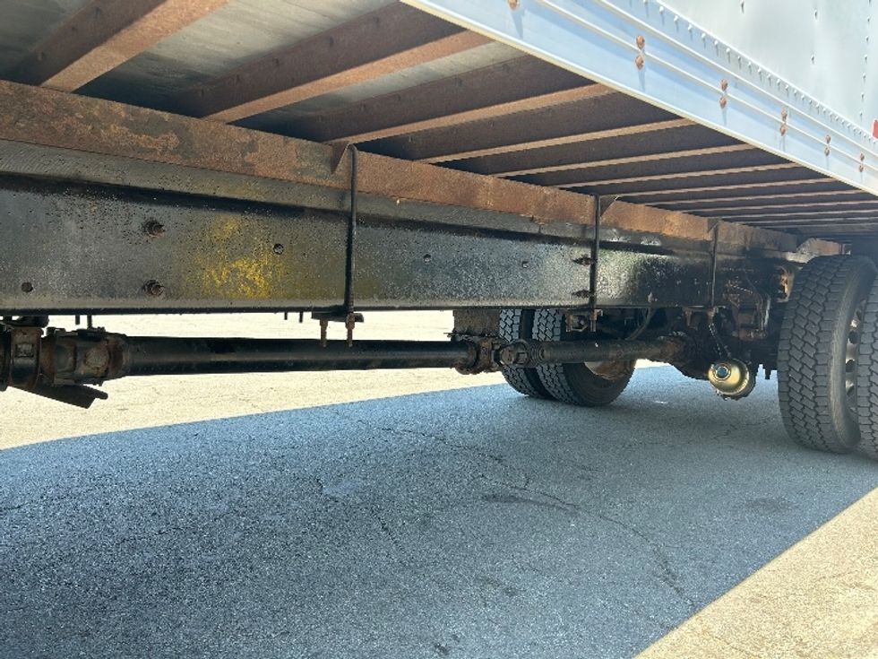 Medium Duty Box Truck-Light and Medium Duty Trucks-International-2020-MV607-Dartmouth-NS-210,789\n\t\tkm-$ 60,000 - Image 5