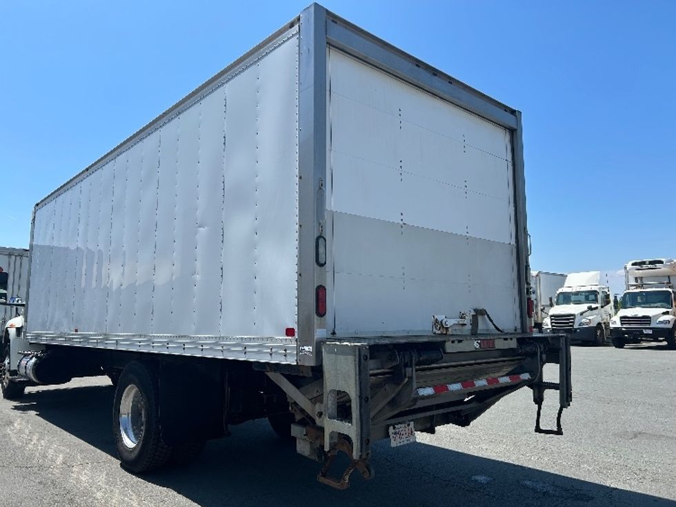 Medium Duty Box Truck-Light and Medium Duty Trucks-International-2020-MV607-Dartmouth-NS-210,789\n\t\tkm-$ 60,000 - Image 6