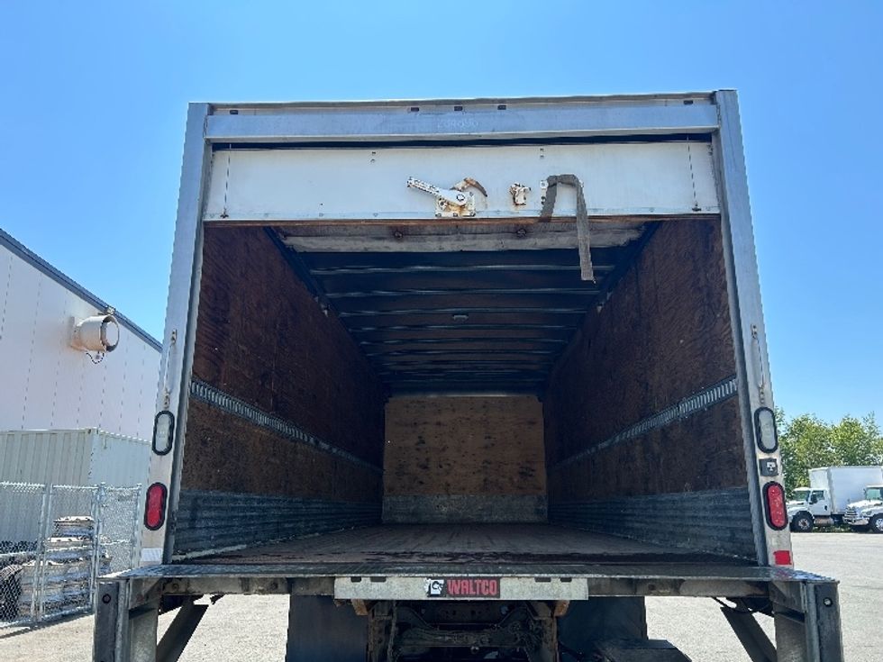Medium Duty Box Truck-Light and Medium Duty Trucks-International-2020-MV607-Dartmouth-NS-210,789\n\t\tkm-$ 60,000 - Image 8