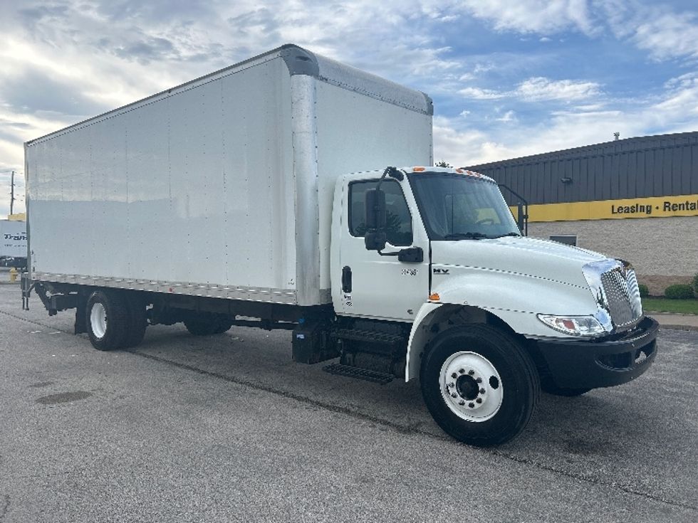 Medium Duty Box Truck-Light and Medium Duty Trucks-International-2020-MV607-Davenport-IA-33,222\n\t\tmiles-$ 67,250 - Image 1