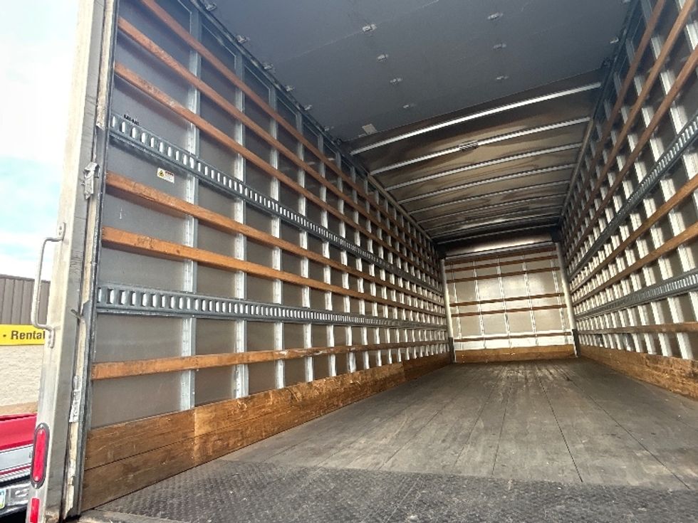 Medium Duty Box Truck-Light and Medium Duty Trucks-International-2020-MV607-Davenport-IA-33,222\n\t\tmiles-$ 67,250 - Image 11
