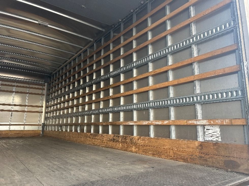Medium Duty Box Truck-Light and Medium Duty Trucks-International-2020-MV607-Davenport-IA-33,222\n\t\tmiles-$ 67,250 - Image 12