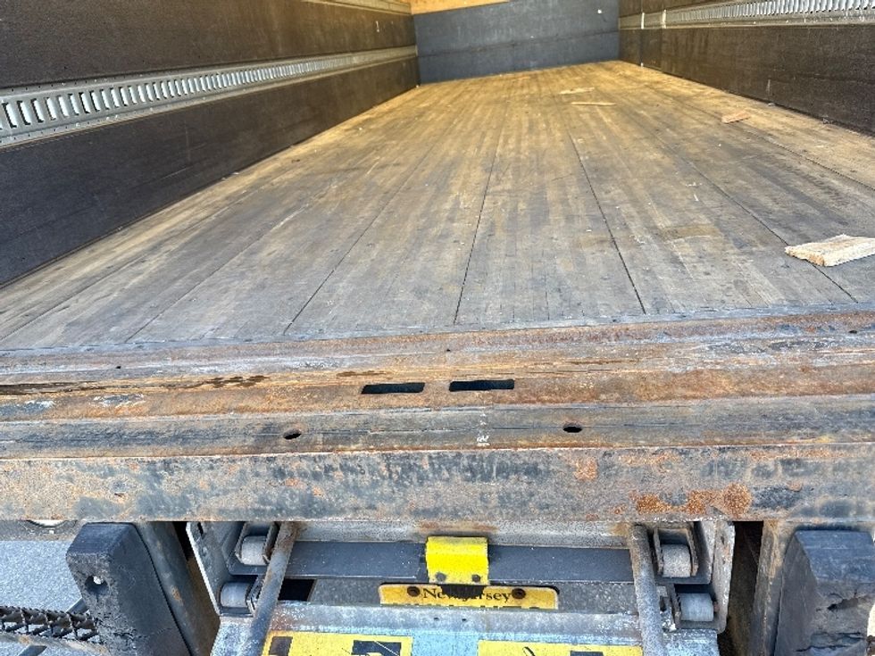 Medium Duty Box Truck-Light and Medium Duty Trucks-International-2020-MV607-Dayton-NJ-170,001\n\t\tmiles-$ 58,500 - Image 10