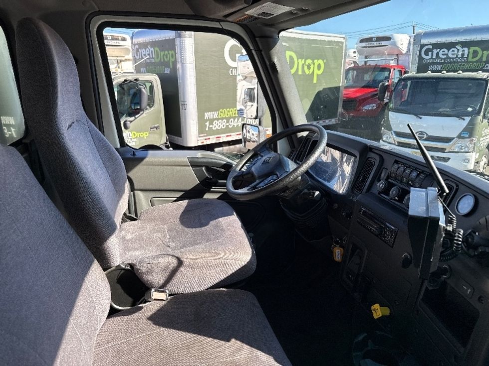 Medium Duty Box Truck-Light and Medium Duty Trucks-International-2020-MV607-Dayton-NJ-170,001\n\t\tmiles-$ 58,500 - Image 22