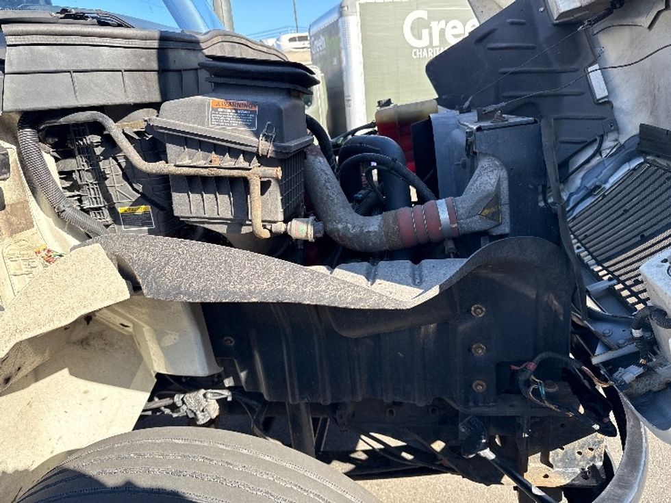 Medium Duty Box Truck-Light and Medium Duty Trucks-International-2020-MV607-Dayton-NJ-170,001\n\t\tmiles-$ 58,500 - Image 23