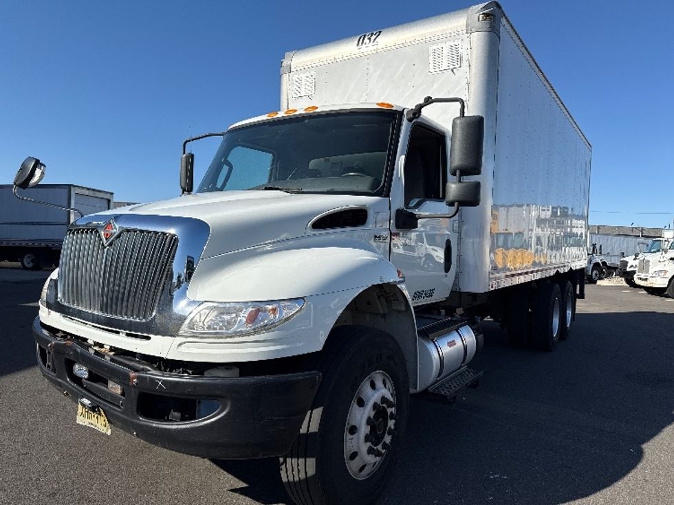 Medium Duty Box Truck-Light and Medium Duty Trucks-International-2020-MV607-Dayton-NJ-170,001\n\t\tmiles-$ 58,500 - Image 3