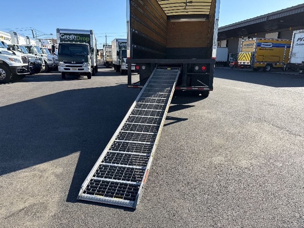 Medium Duty Box Truck-Light and Medium Duty Trucks-International-2020-MV607-Dayton-NJ-170,001\n\t\tmiles-$ 58,500 - Image 9
