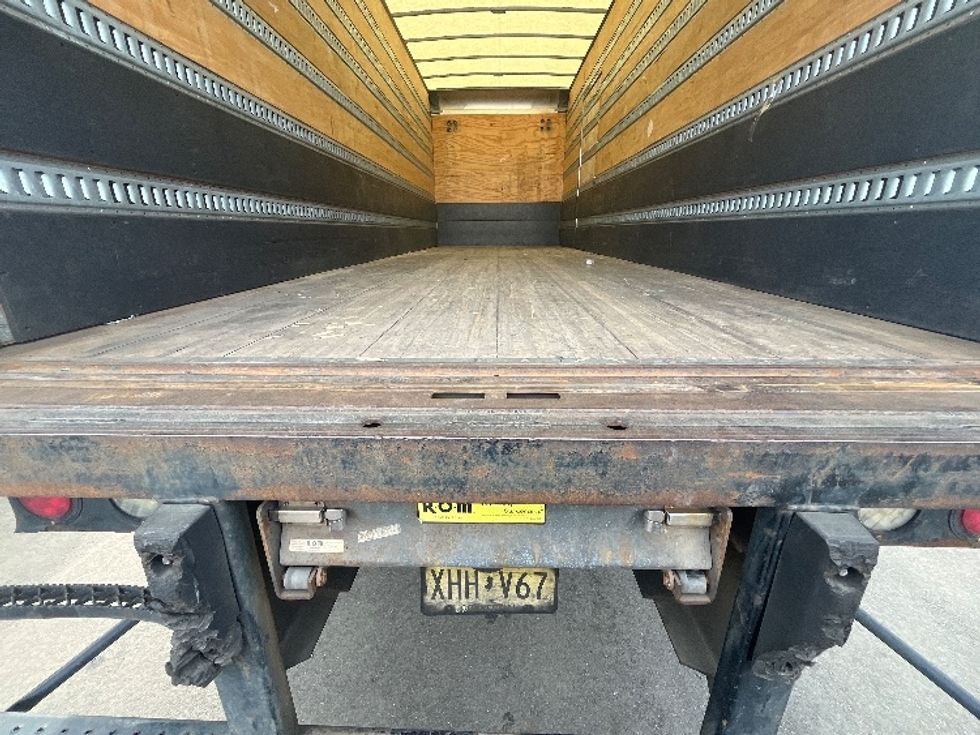 Medium Duty Box Truck-Light and Medium Duty Trucks-International-2020-MV607-Dayton-NJ-206,942\n\t\tmiles-$ 52,000 - Image 10