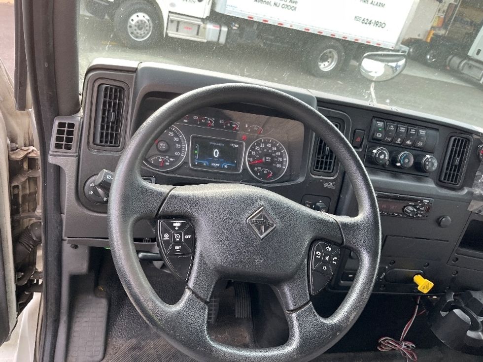 Medium Duty Box Truck-Light and Medium Duty Trucks-International-2020-MV607-Dayton-NJ-206,942\n\t\tmiles-$ 52,000 - Image 18