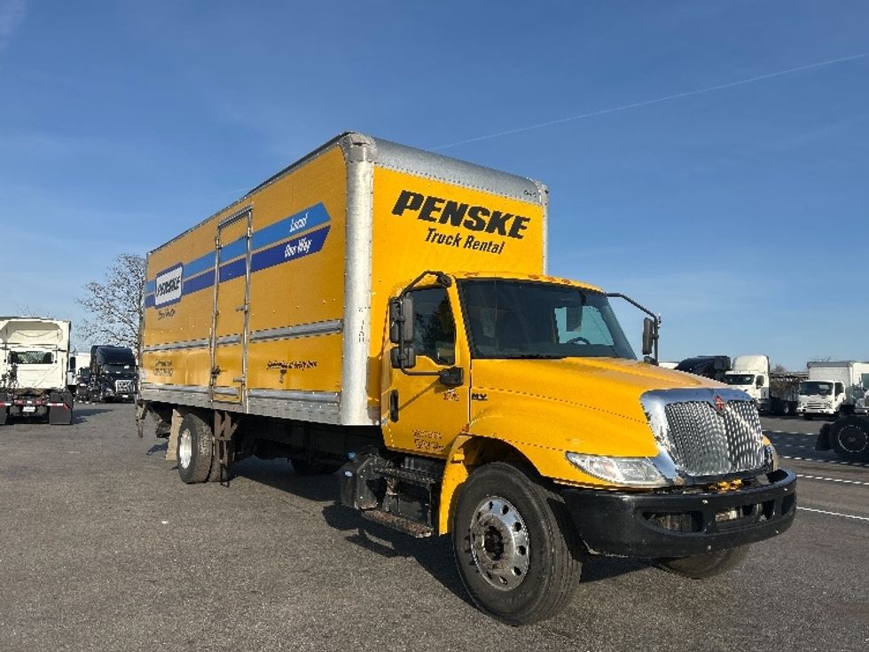 Medium Duty Box Truck-Light and Medium Duty Trucks-International-2020-MV607-Dayton-NJ-219,704\n\t\tmiles-$ 37,000 - Image 1