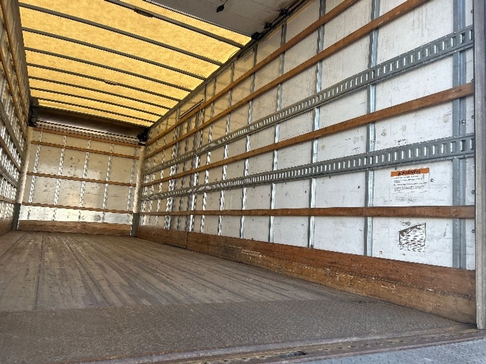 Medium Duty Box Truck-Light and Medium Duty Trucks-International-2020-MV607-Dayton-NJ-219,704\n\t\tmiles-$ 37,000 - Image 12