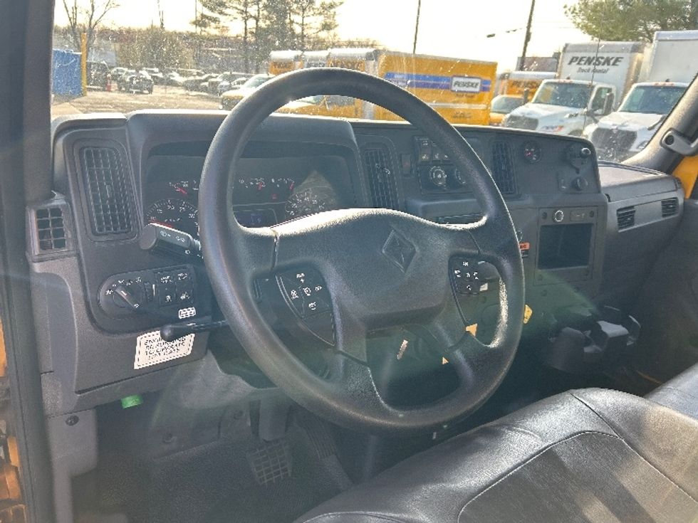 Medium Duty Box Truck-Light and Medium Duty Trucks-International-2020-MV607-Dayton-NJ-219,704\n\t\tmiles-$ 37,000 - Image 17