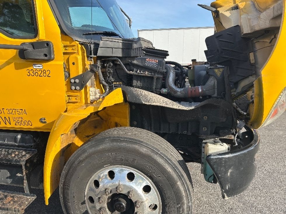 Medium Duty Box Truck-Light and Medium Duty Trucks-International-2020-MV607-Dayton-NJ-219,704\n\t\tmiles-$ 37,000 - Image 23