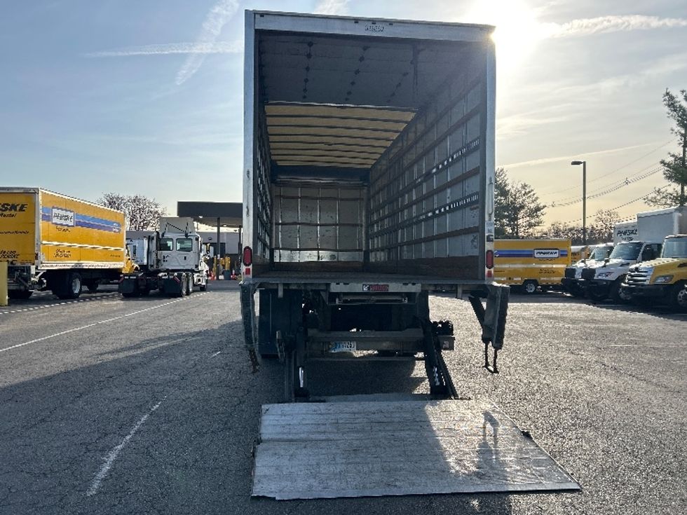 Medium Duty Box Truck-Light and Medium Duty Trucks-International-2020-MV607-Dayton-NJ-219,704\n\t\tmiles-$ 37,000 - Image 9