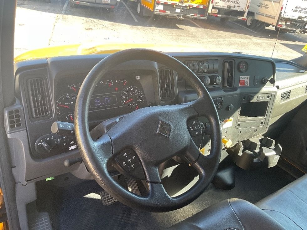 Medium Duty Box Truck-Light and Medium Duty Trucks-International-2020-MV607-Dayton-NJ-274,989\n\t\tmiles-$ 33,000 - Image 17